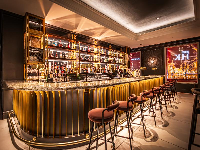 The Cumberland London - Bar