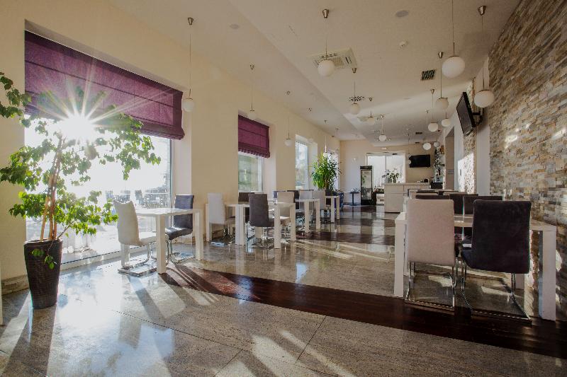 Hotel Pleter - Lobi