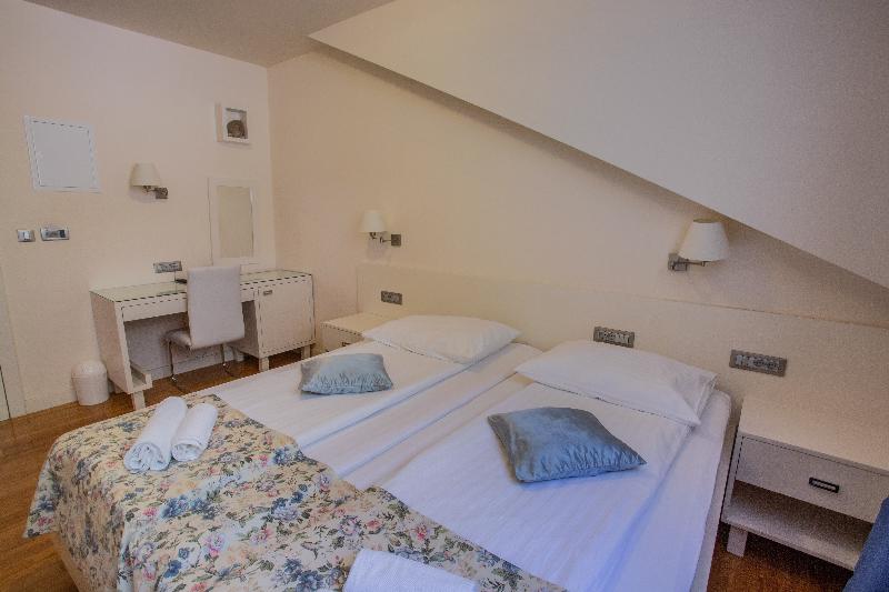 Hotel Pleter - Oda