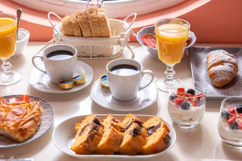 Ouzas  Luxury Hotel - Restoran