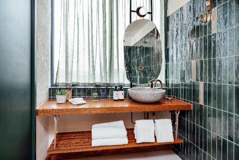 Treehouse Hotel Manchester - Oda