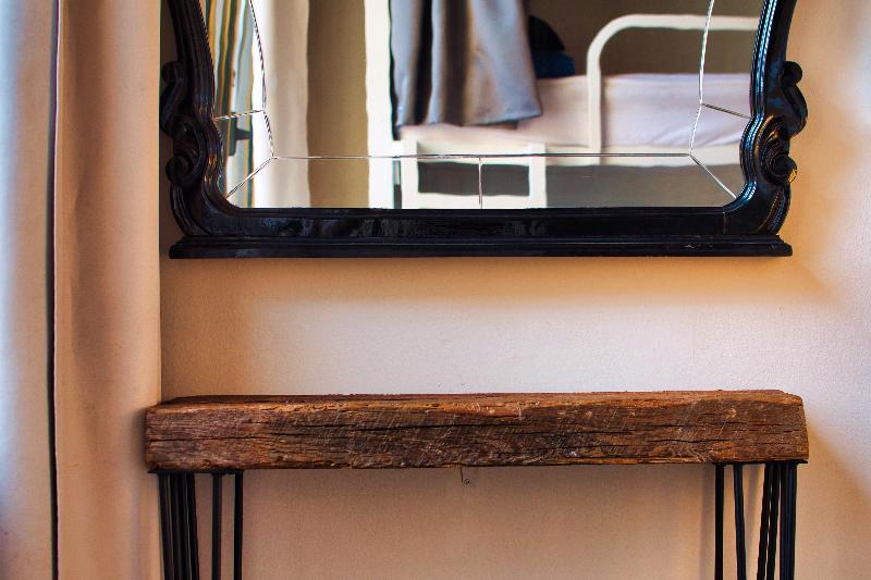 Factory Hostels Barcelona - Genel
