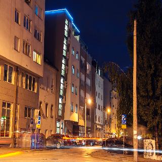 Hostel Moving otel fotoğrafı
