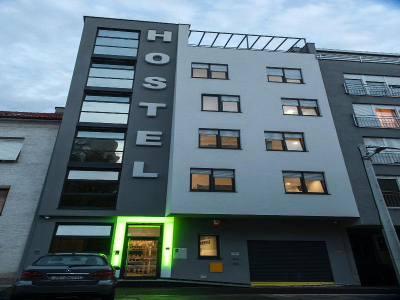 Hostel Moving - Genel