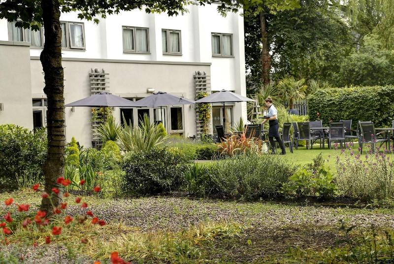 Best Western Plus Pinewood Manchester Airport-Wilm - Genel