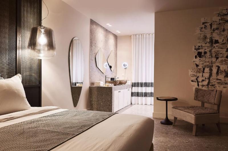 Amazon Mykonos Resort & Spa - Oda