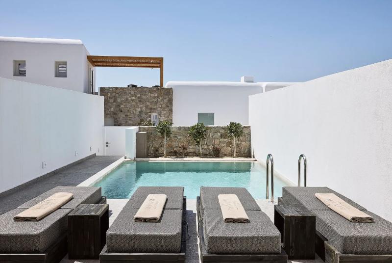Amazon Mykonos Resort & Spa - Oda