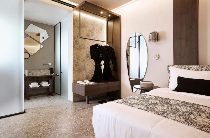 Amazon Mykonos Resort & Spa - Oda