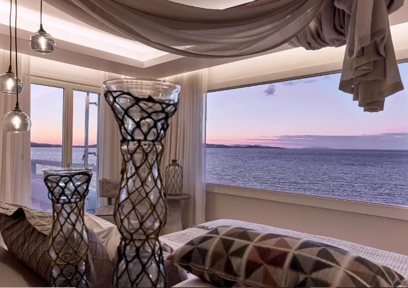 Amazon Mykonos Resort & Spa - Oda