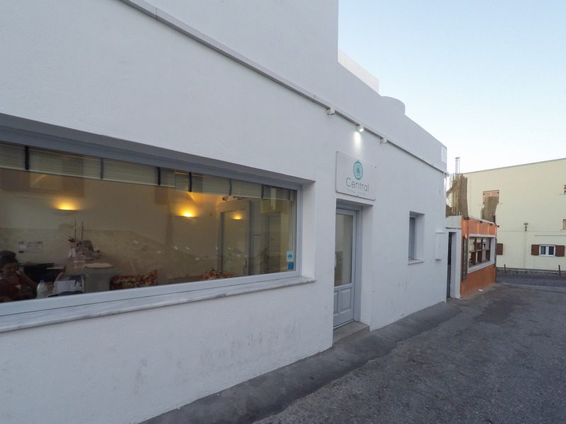 Central Fira Hotel - Genel
