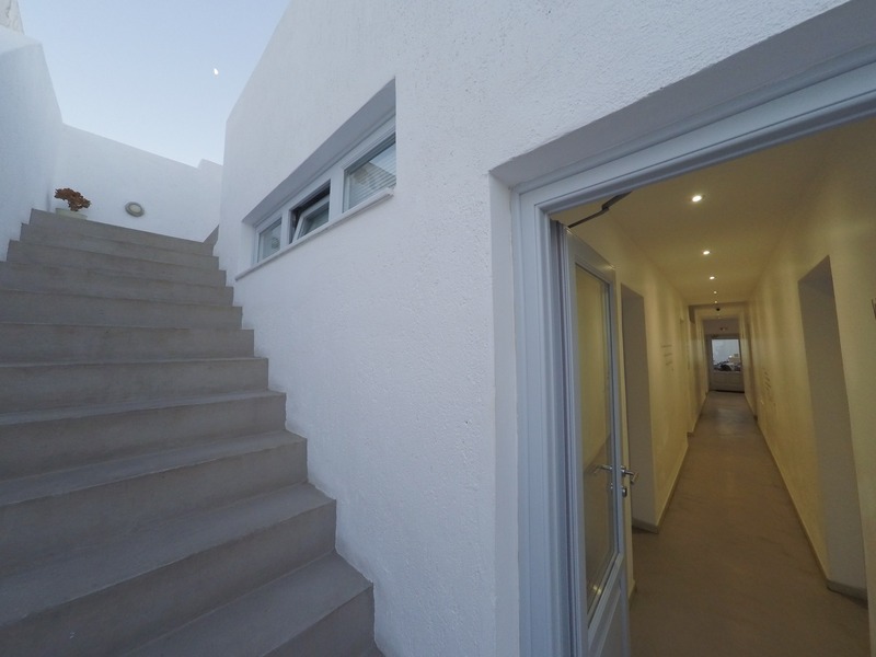 Central Fira Hotel - Genel