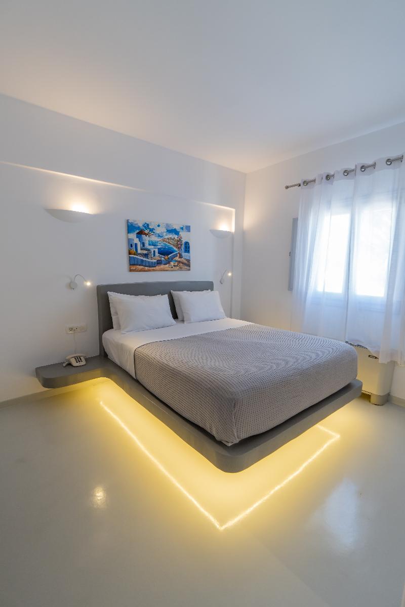 Central Fira Hotel - Oda