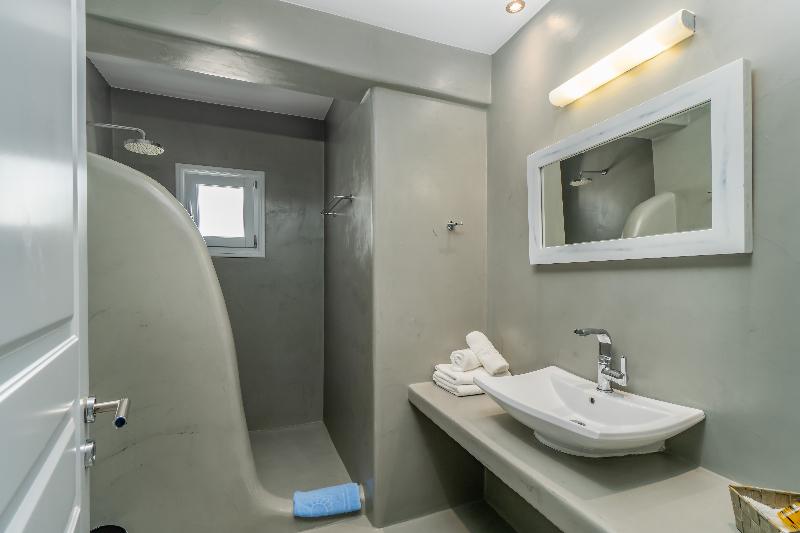 Central Fira Hotel - Oda