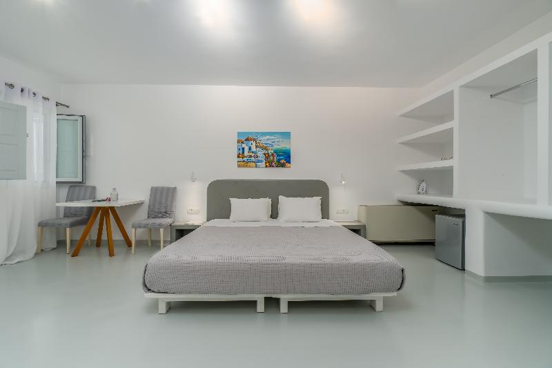 Central Fira Hotel - Oda