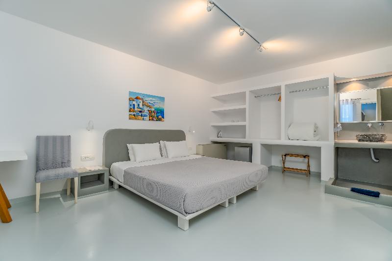 Central Fira Hotel - Oda