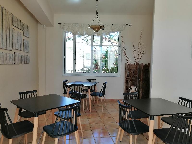 Elanthi Village Apartments - Bar