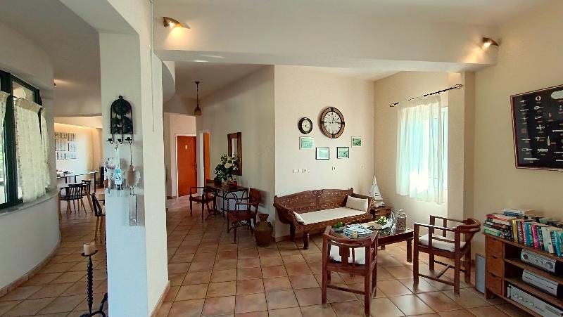 Elanthi Village Apartments - Lobi