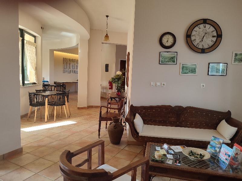 Elanthi Village Apartments - Lobi