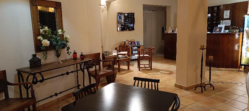 Elanthi Village Apartments - Lobi