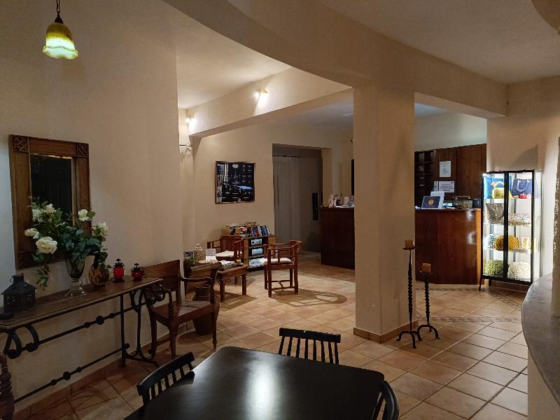 Elanthi Village Apartments - Lobi