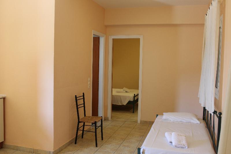 Elanthi Village Apartments - Oda