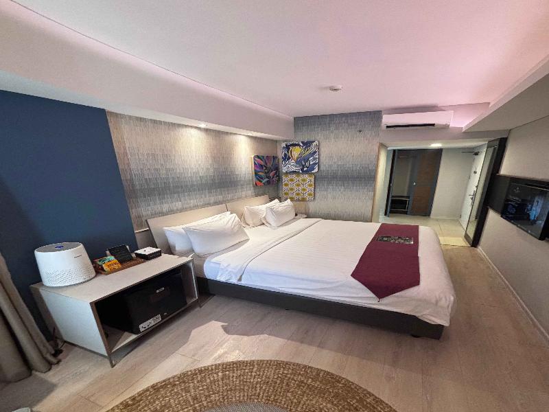 Brits Hotel Puri Indah - Oda