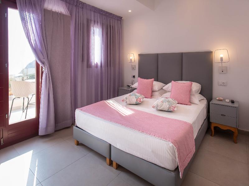 Mar n Mar Crown Hotel-Suites - Oda