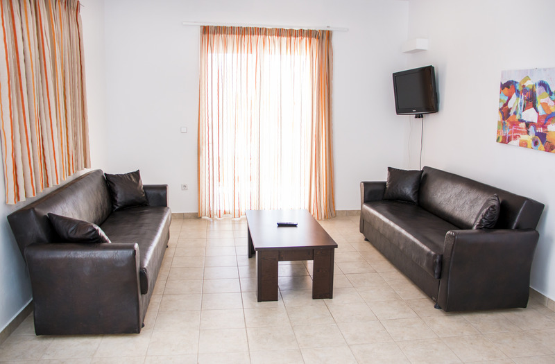 Gennadi Garden Apartments - Oda