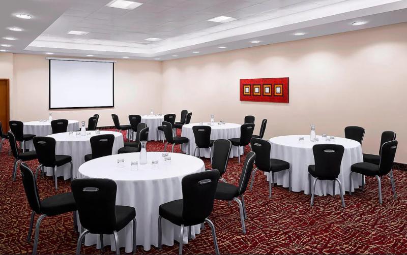 Sheraton Heathrow Hotel - Toplantı