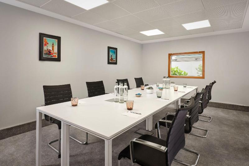 Sheraton Heathrow Hotel - Toplantı
