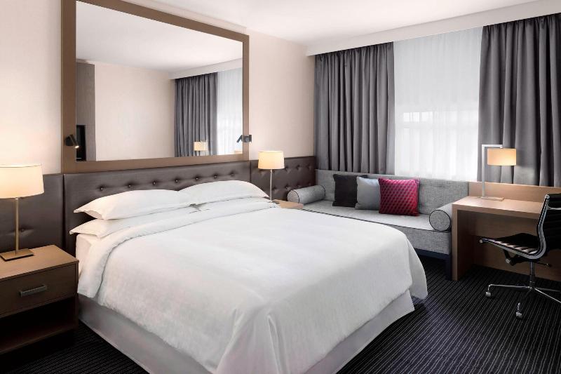 Sheraton Heathrow Hotel - Genel