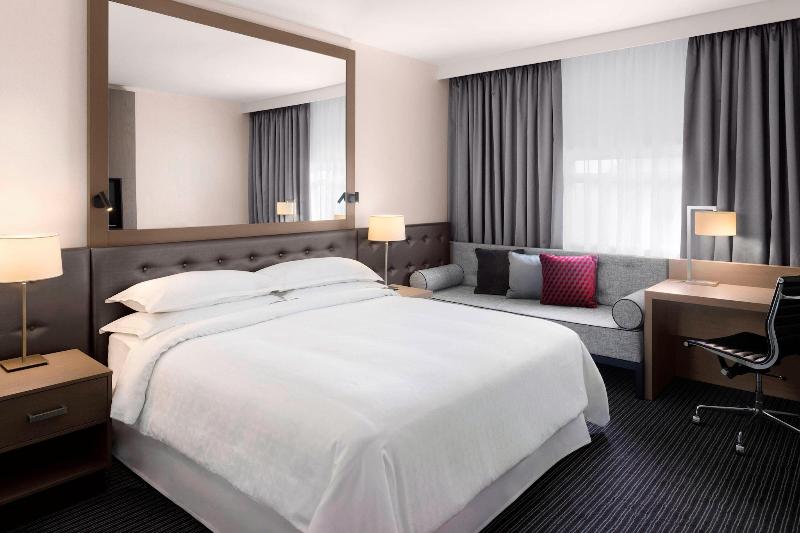 Sheraton Heathrow Hotel - Genel