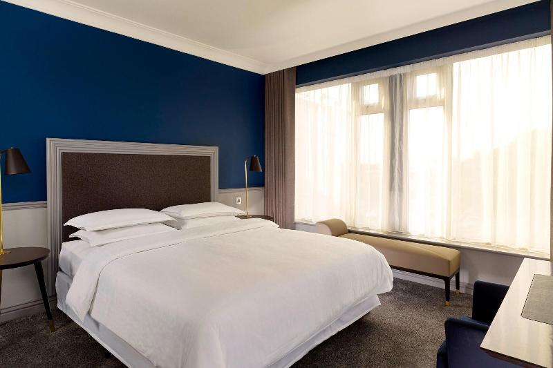 Sheraton Heathrow Hotel - Oda