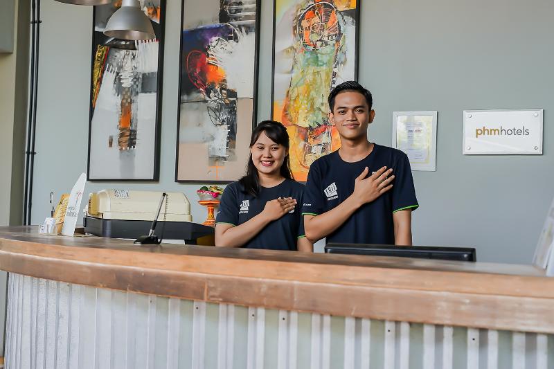 FRii Bali Echo Beach - Lobi