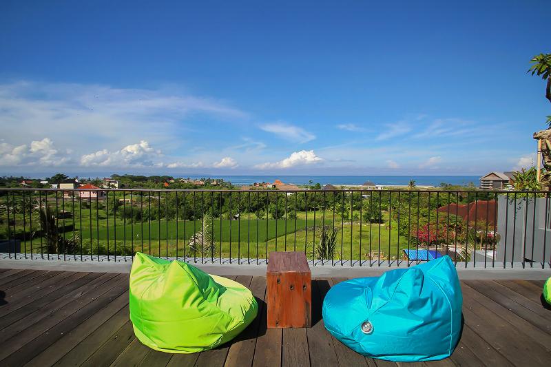 FRii Bali Echo Beach - Restoran