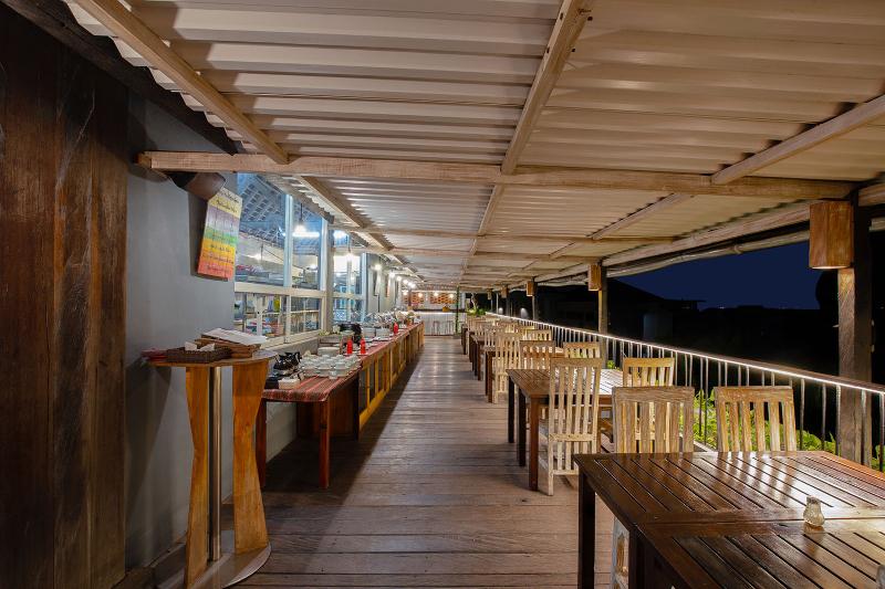 FRii Bali Echo Beach - Restoran