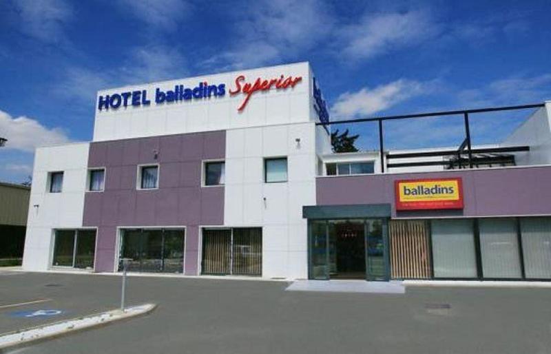 Hotel Paris Pacific - Genel