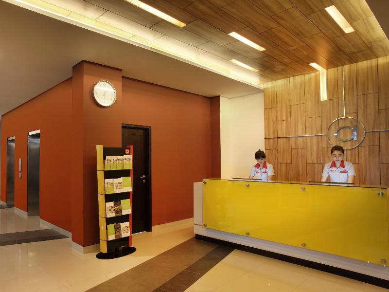 Amaris Hotel Malang - Lobi