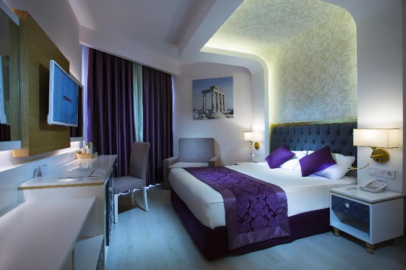 Water Side Resort & Spa - Oda