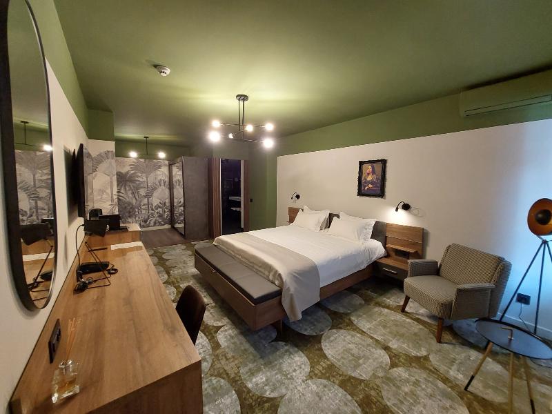 Bucharest Comfort Suites - Oda