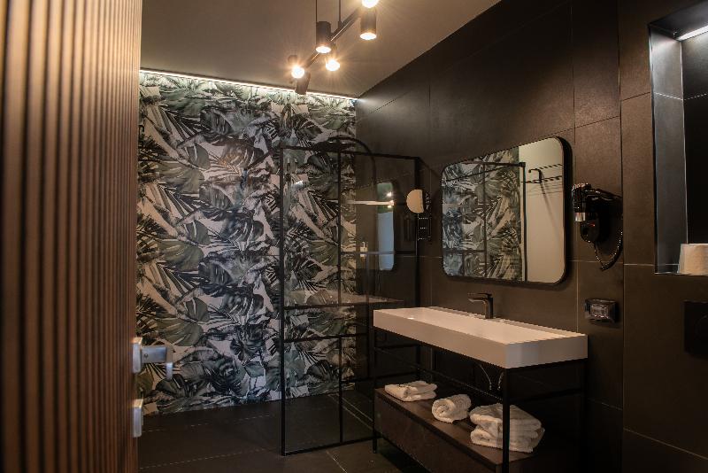 Bucharest Comfort Suites - Oda