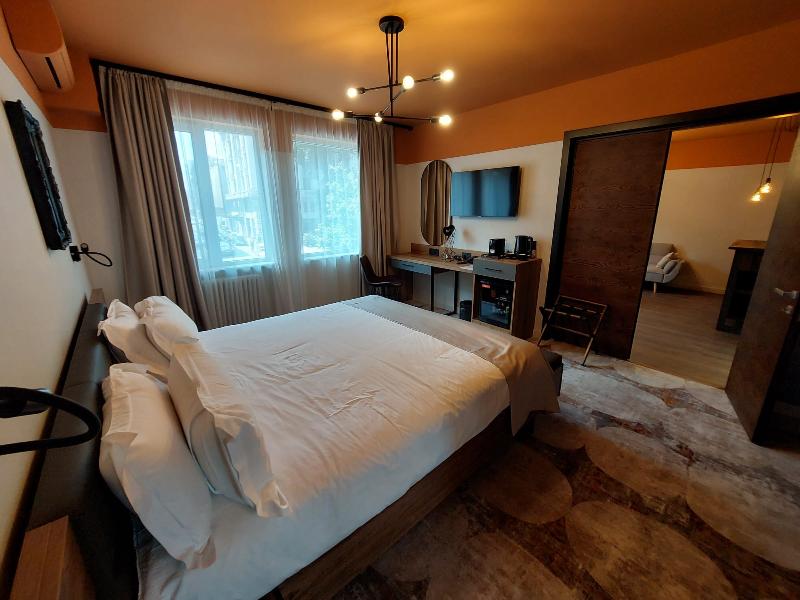Bucharest Comfort Suites - Oda