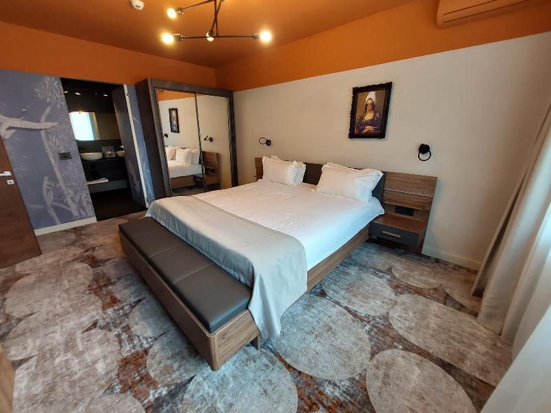 Bucharest Comfort Suites - Oda