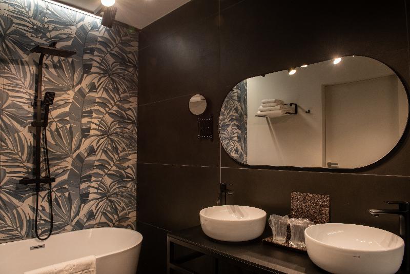 Bucharest Comfort Suites - Oda
