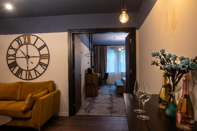 Bucharest Comfort Suites - Oda