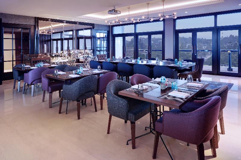 Grand Mercure Bandung Setiabudi - Bar