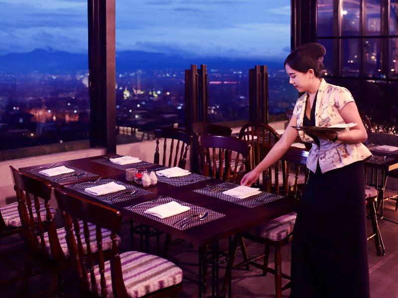 Grand Mercure Bandung Setiabudi - Bar