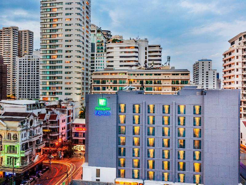Holiday Inn Express Sukhumvit 11 - Genel