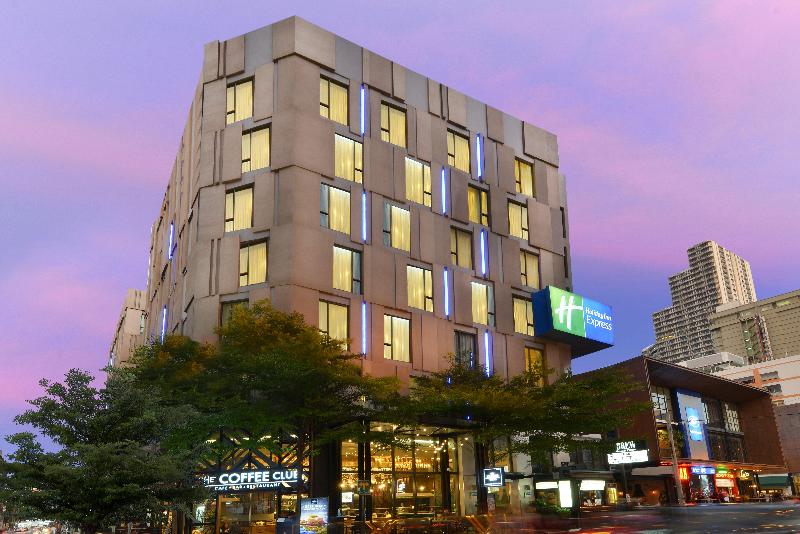 Holiday Inn Express Sukhumvit 11 - Genel