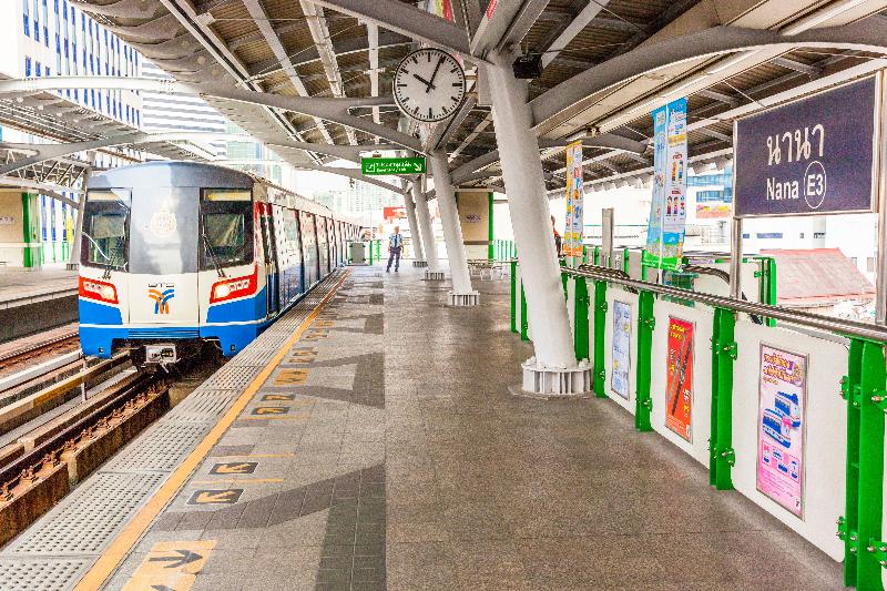 Holiday Inn Express Sukhumvit 11 - Genel